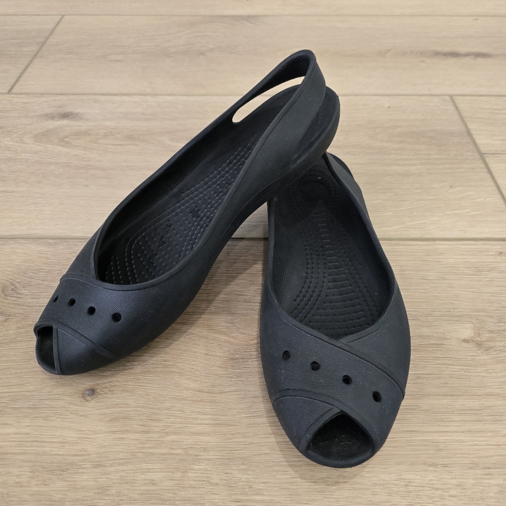 CROCS Women's 9 Shoes Flats Slingback Peep Toe Black Casual Gothic Preppy